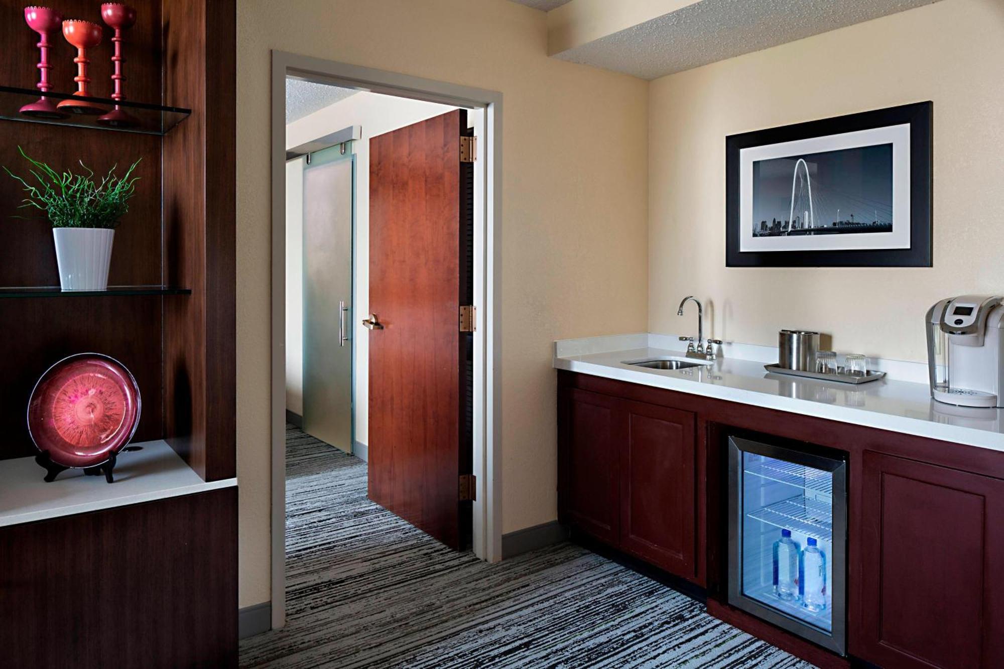 Marriott Dfw Airport South Otel Fort Worth Dış mekan fotoğraf